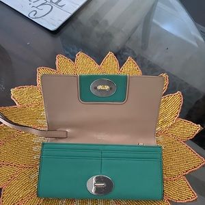 Kate spade wristlet/clutch